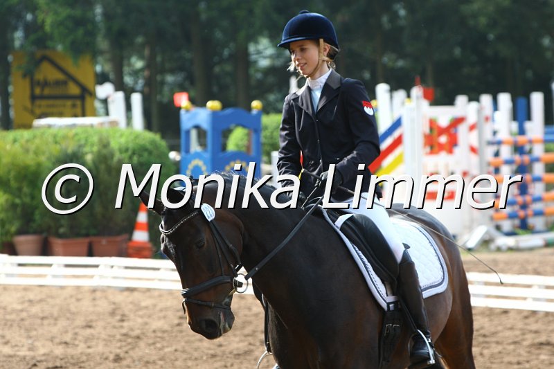 005M3251_Romantic Dream_Dressur_A.JPG